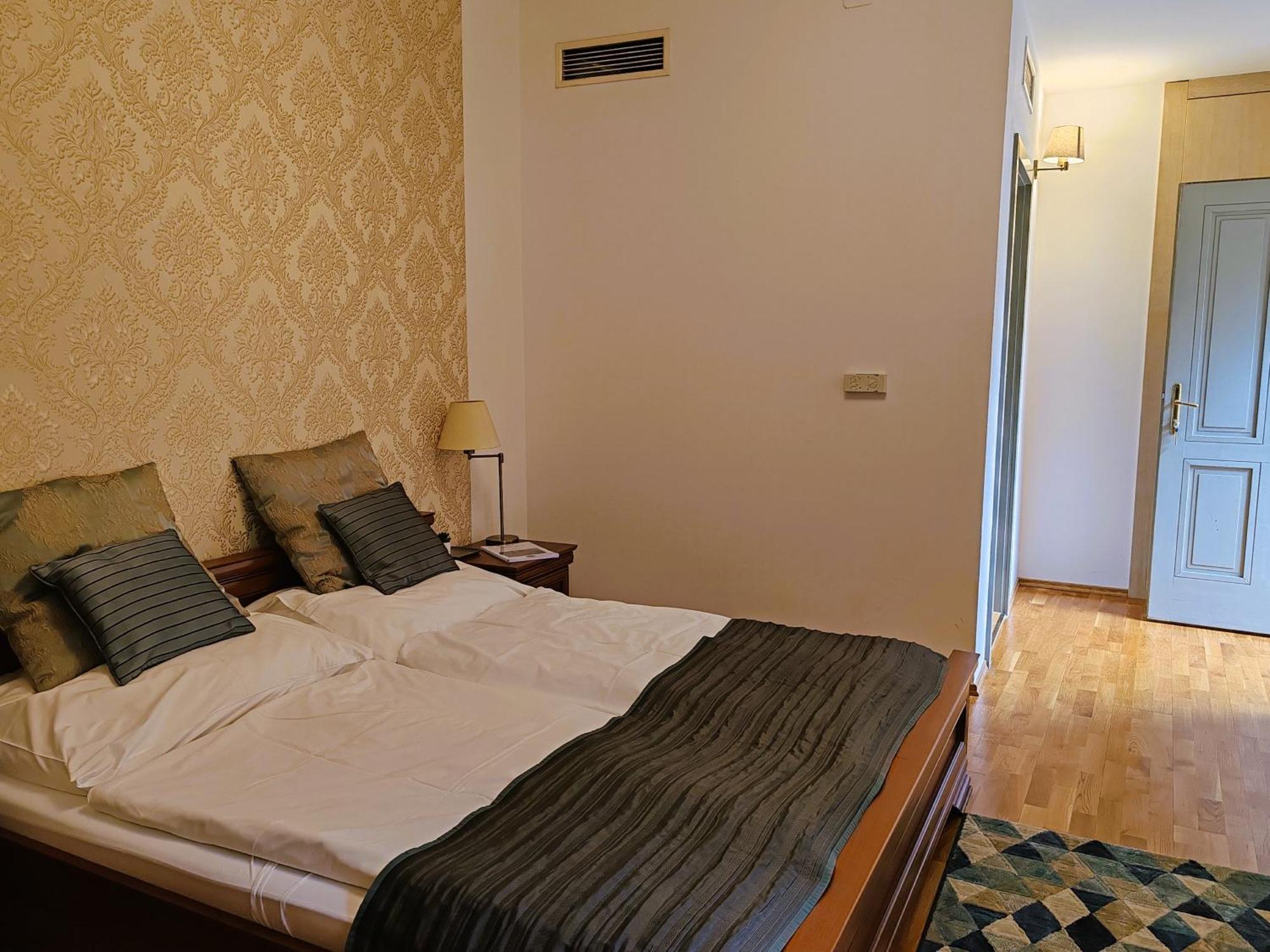 Varosi Vendeghaz Szentendre Exteriör bild